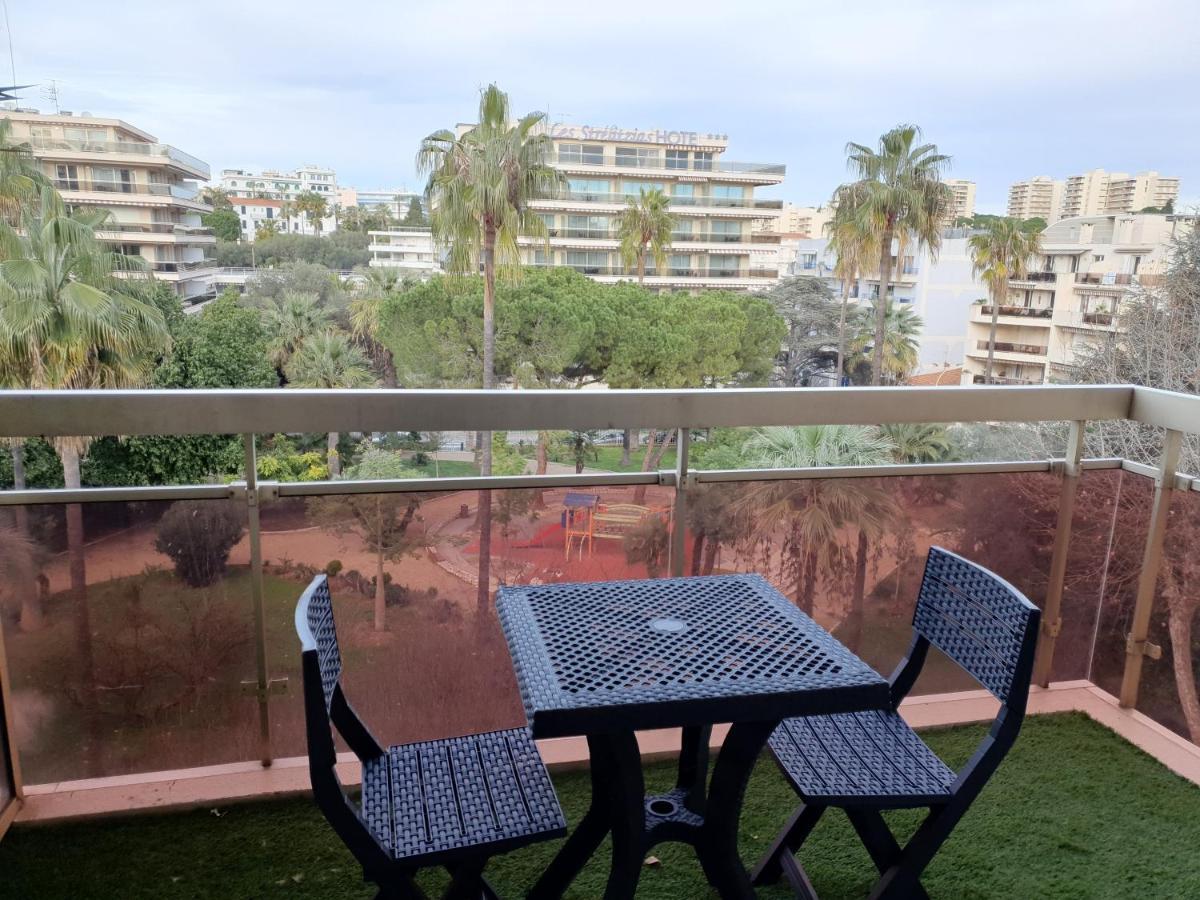 Appartement 2 Pieces Meubles A Juan Les Pins Antibes Extérieur photo