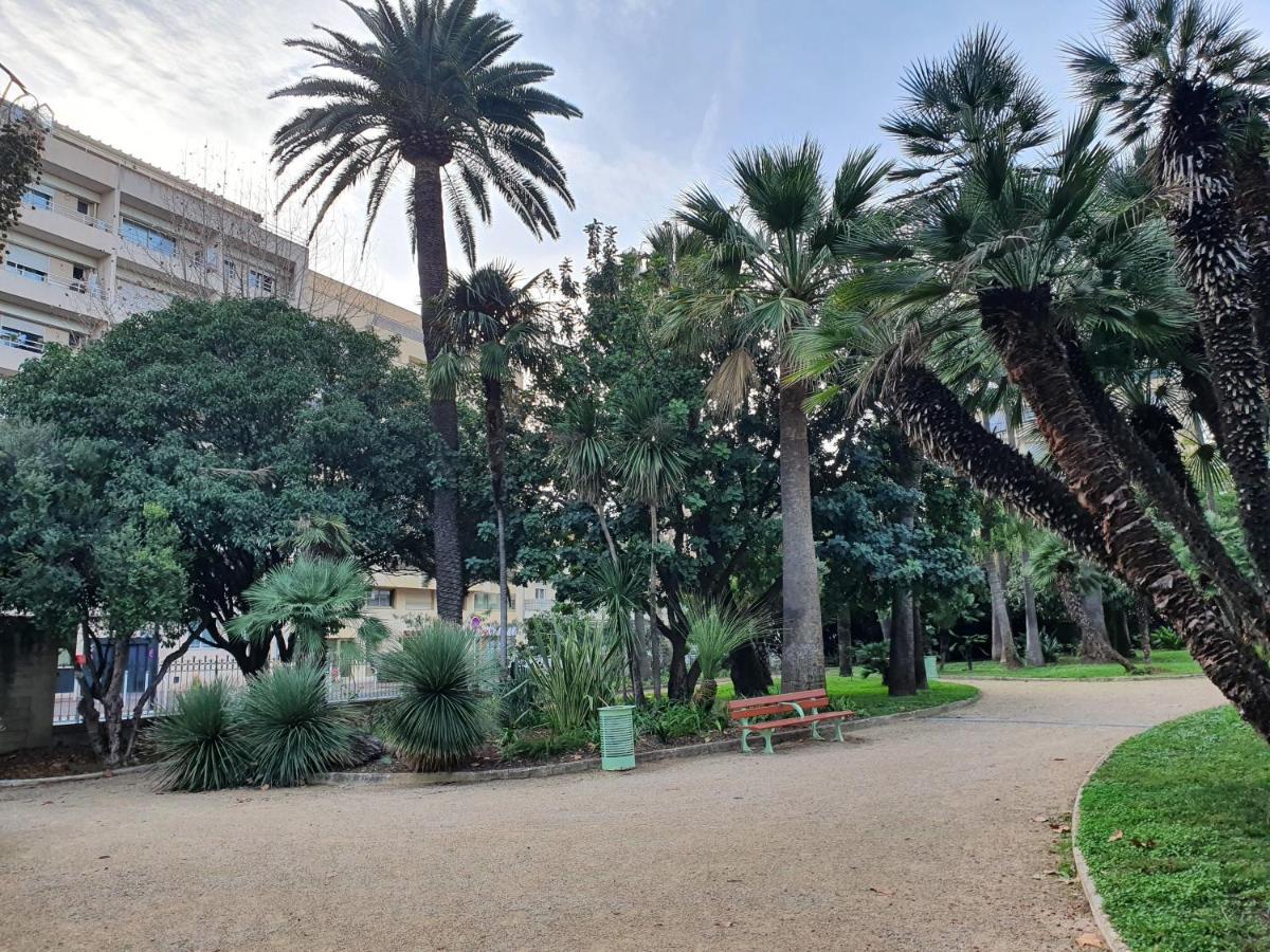 Appartement 2 Pieces Meubles A Juan Les Pins Antibes Extérieur photo